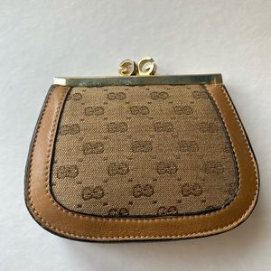 Authentic Gucci vintage coin purse